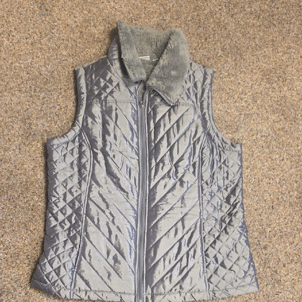 Denim&Co Shimmering Gray Quilted Vest